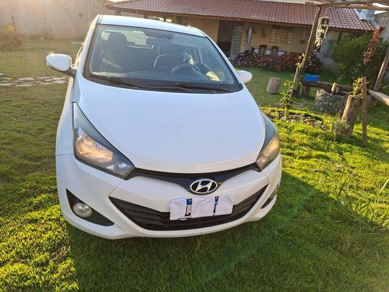 HYUNDAI HB20 1.0 COMFORT PLUS 12V FLEX 4P MANUAL